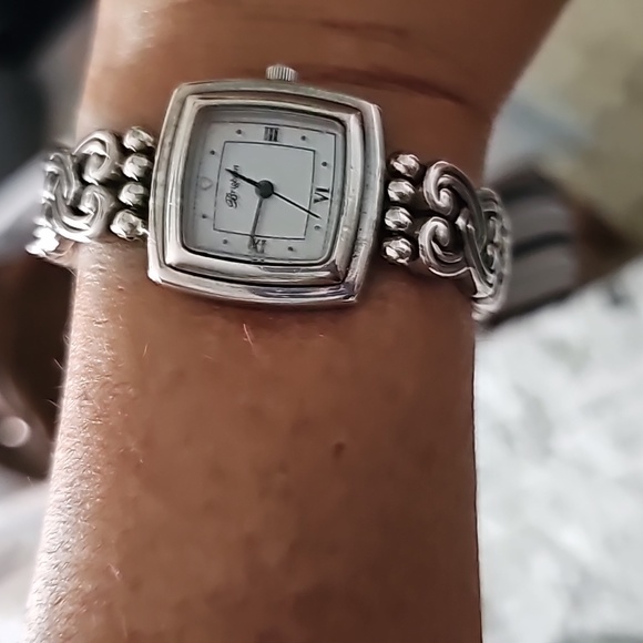 Watch - Picture 4 of 5